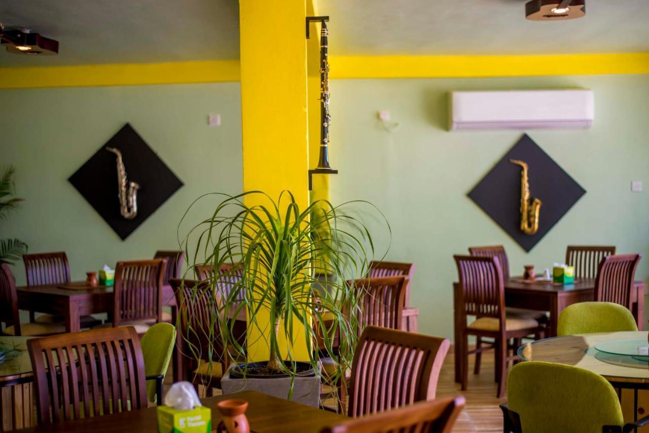 This Is It Airport Hotel And Restaurant Νεγκόμπο Εξωτερικό φωτογραφία